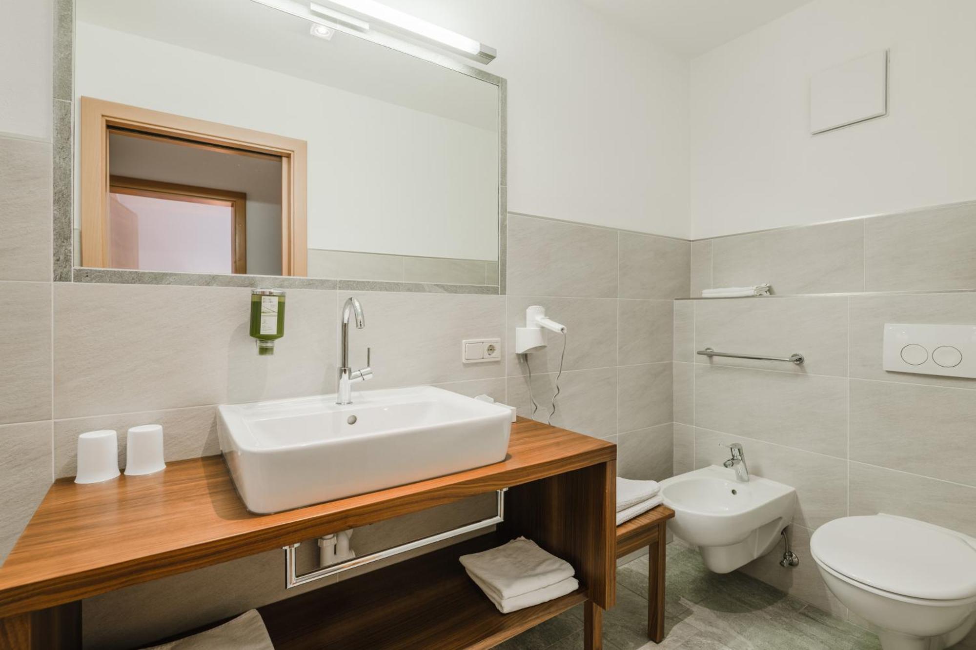 Residence Erika - Apartments, Breakfast & Sauna Сьюзи Экстерьер фото